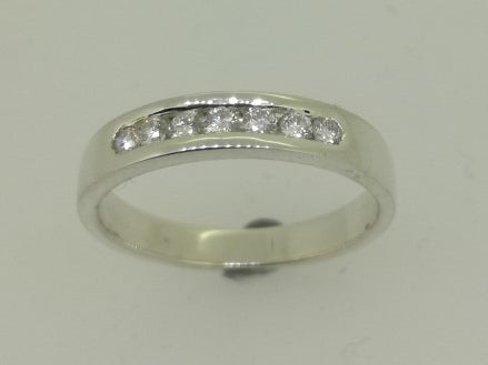 SKE333 Diamond Ring SKE333 9CT WG