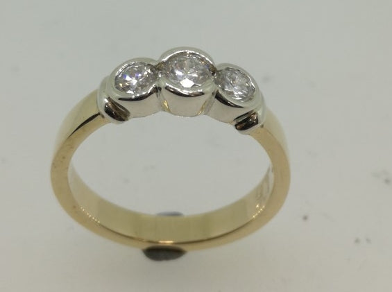 9ct 3 stone Diamond Ring DD5279A-B-C