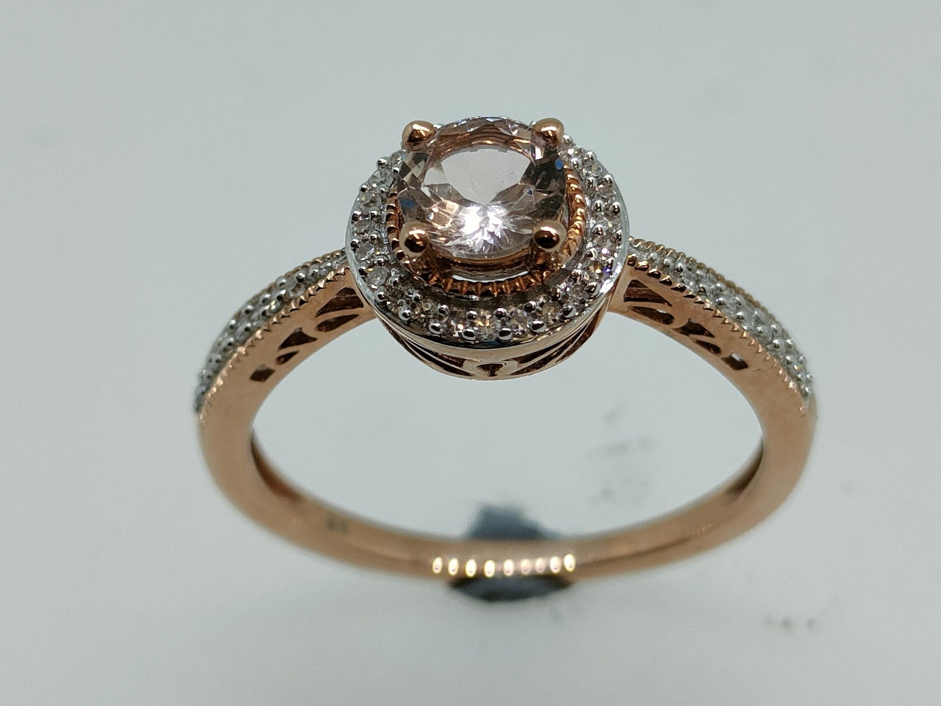 Morganite & Dia Cluster Ring 0.12ct tdw RJ017P9MGD