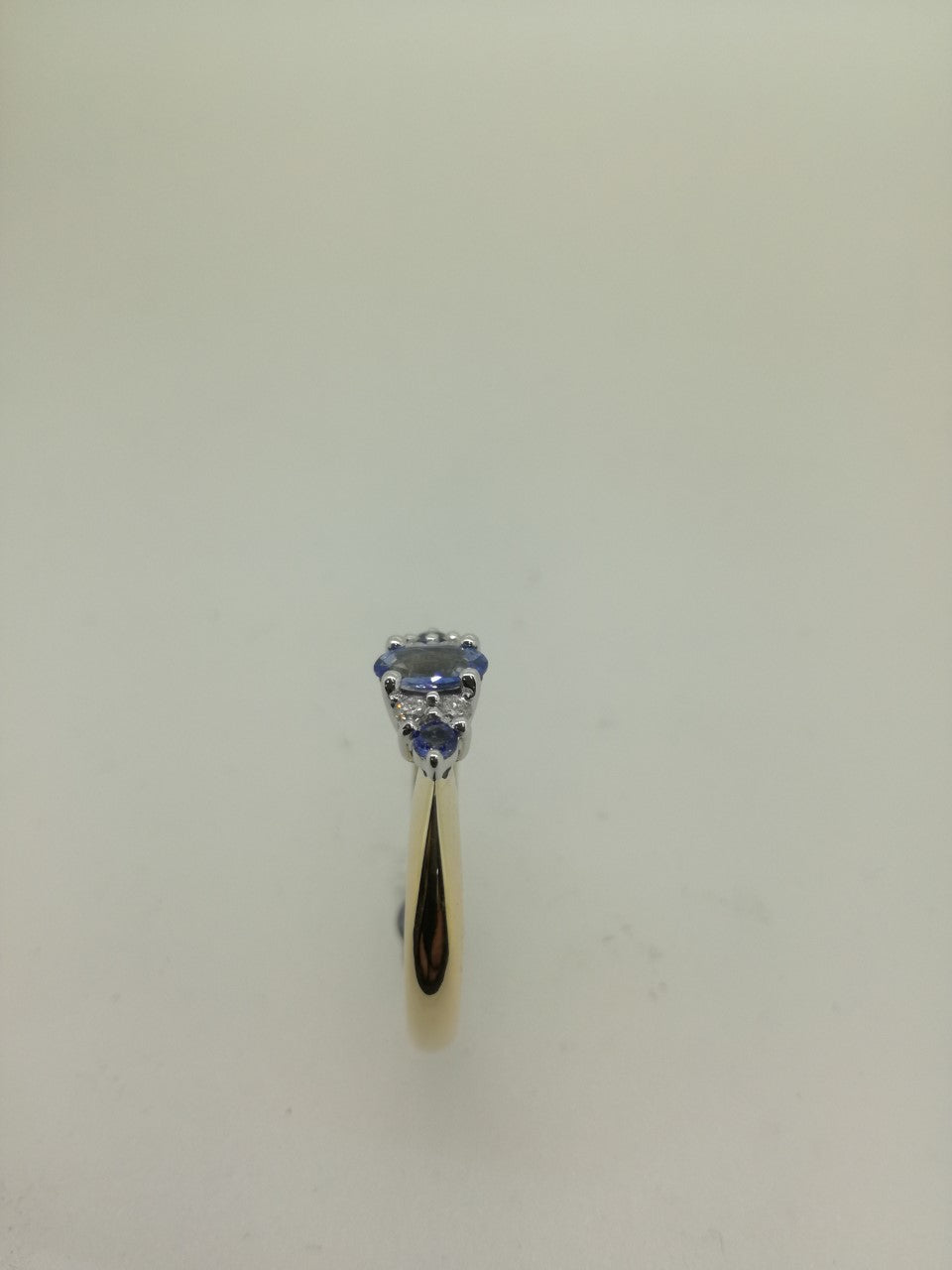 9ct Ceylon Sapphire & Diamond Ring L17689DC-9238