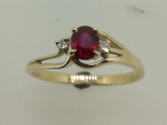 9ct Ruby & Diamond Ring DD1117 Ruby